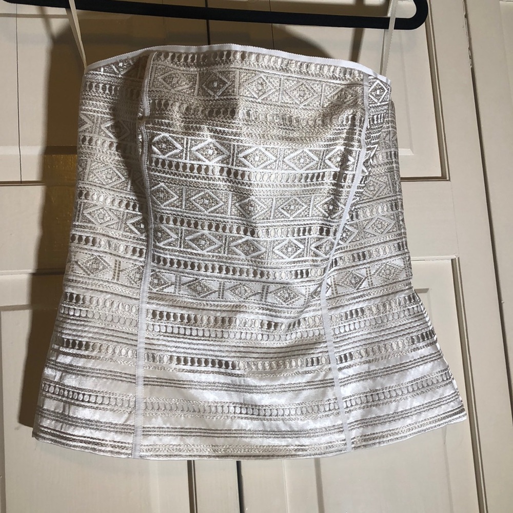 WHBM Bustier Taupe White with supports rubberized around top to keep up SZ 4